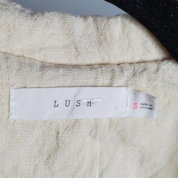 LUSH Cream Two-Button Long Sleeve Linen Blend Blazer Jacket Sz Small S - Picture 4 of 6